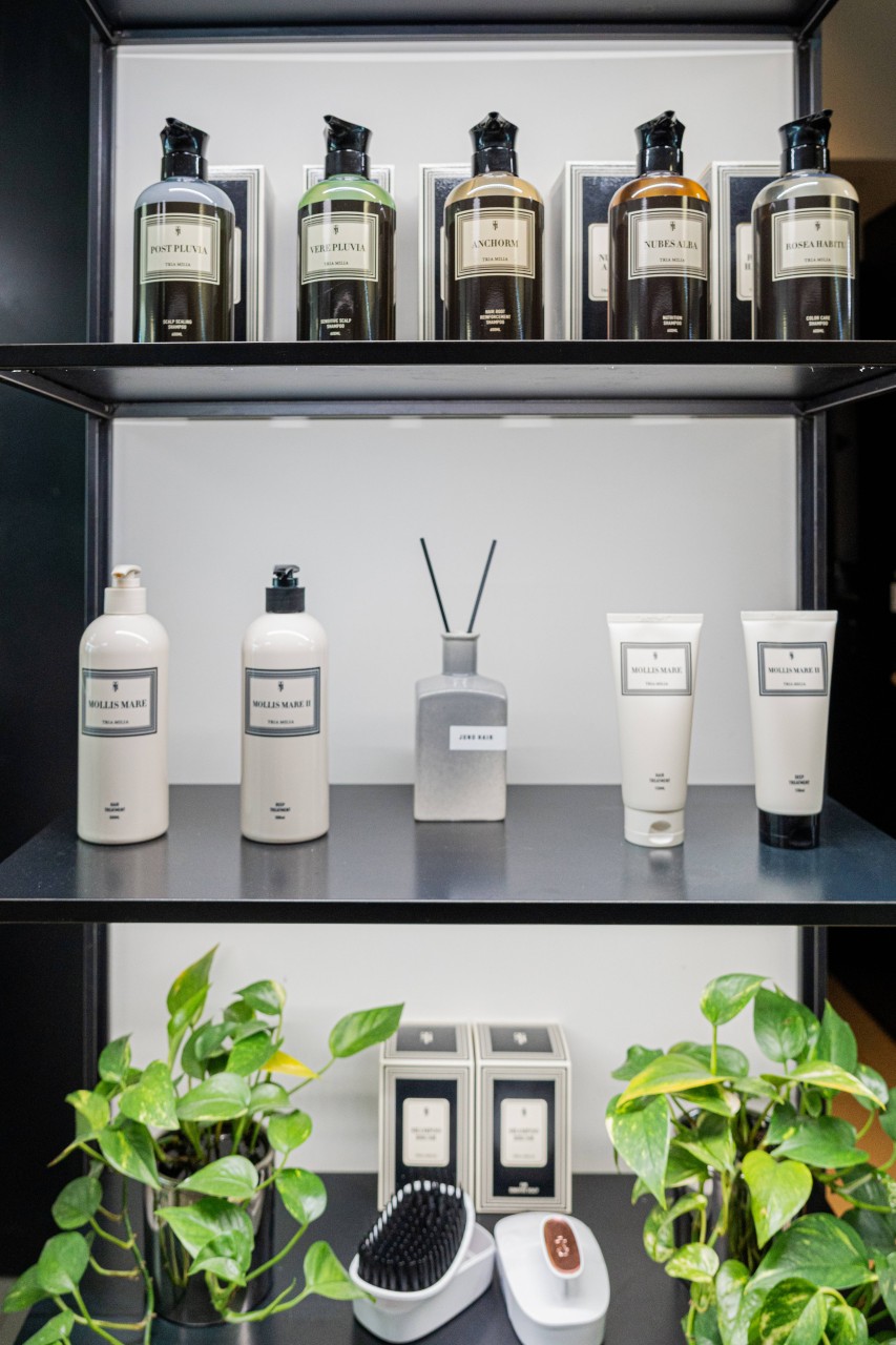 JUNO HAIR 江南駅ホワイト店