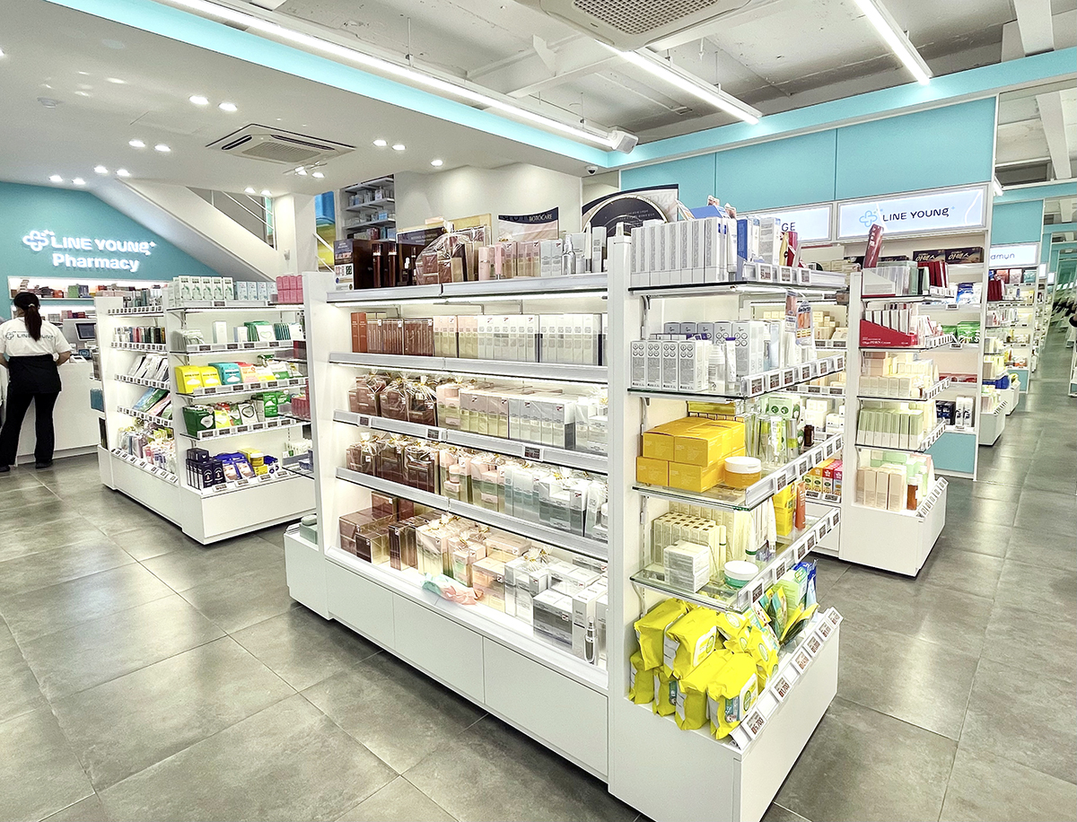 LINEYOUNG pharmacy